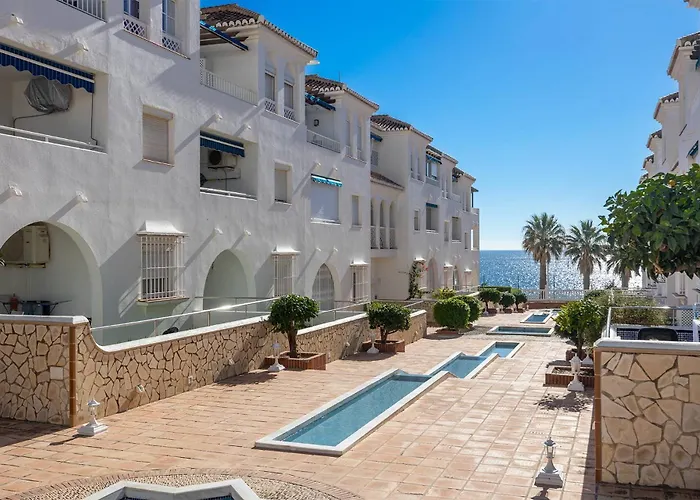 Fuentes De B2m Vacacional * Nerja